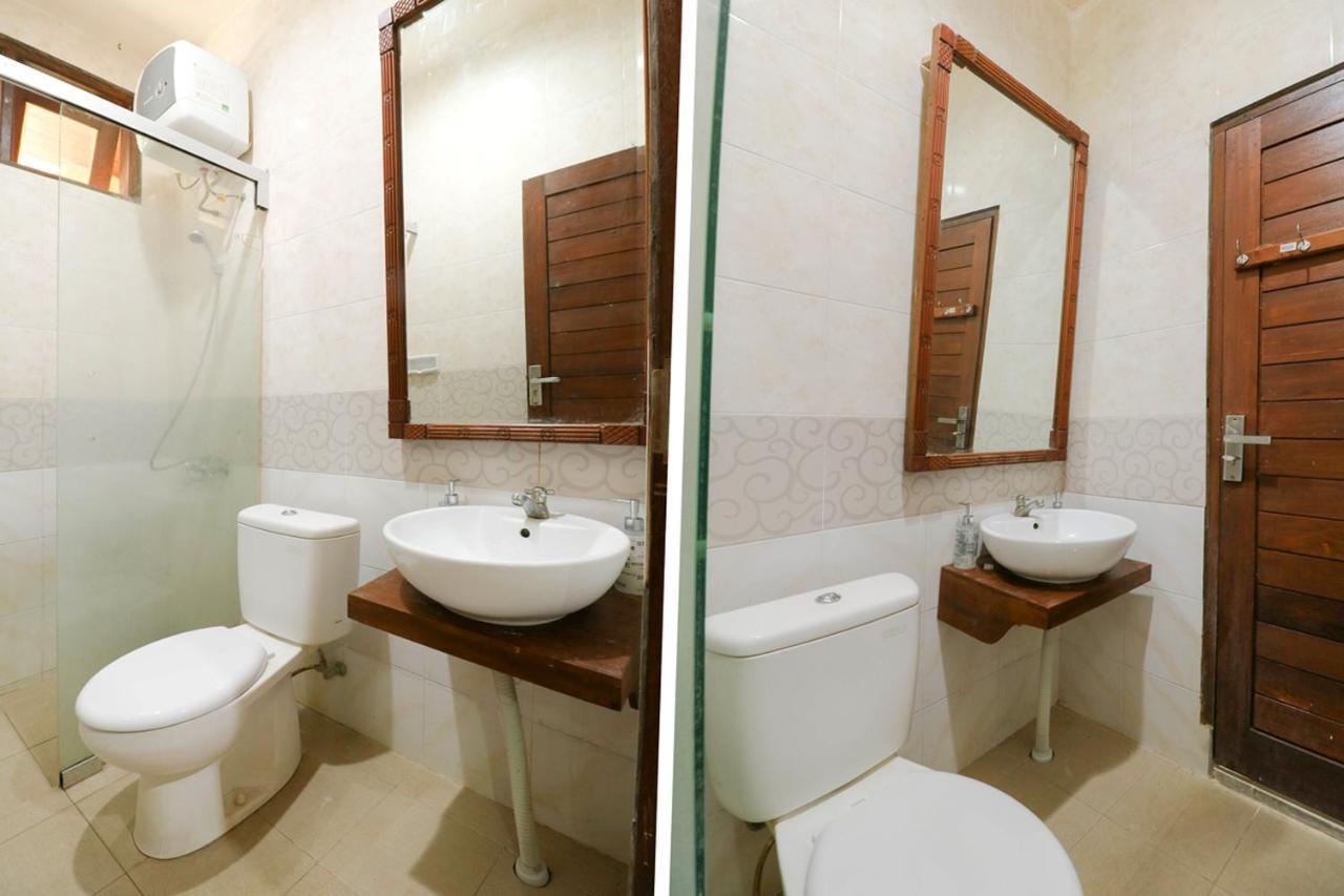 Hotel Oyo 2581 Ketut Smile Denpasar Zewnętrze zdjęcie