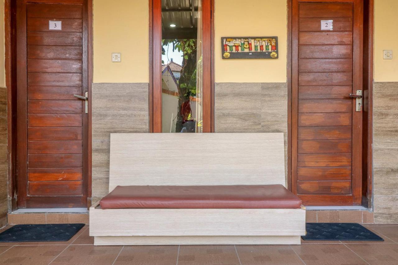 Hotel Oyo 2581 Ketut Smile Denpasar Zewnętrze zdjęcie